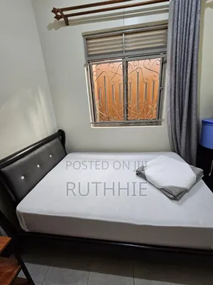 4*6 Wooden Bed