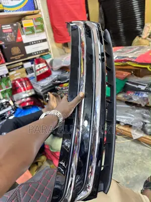 Harrier Hybrid Front Grille