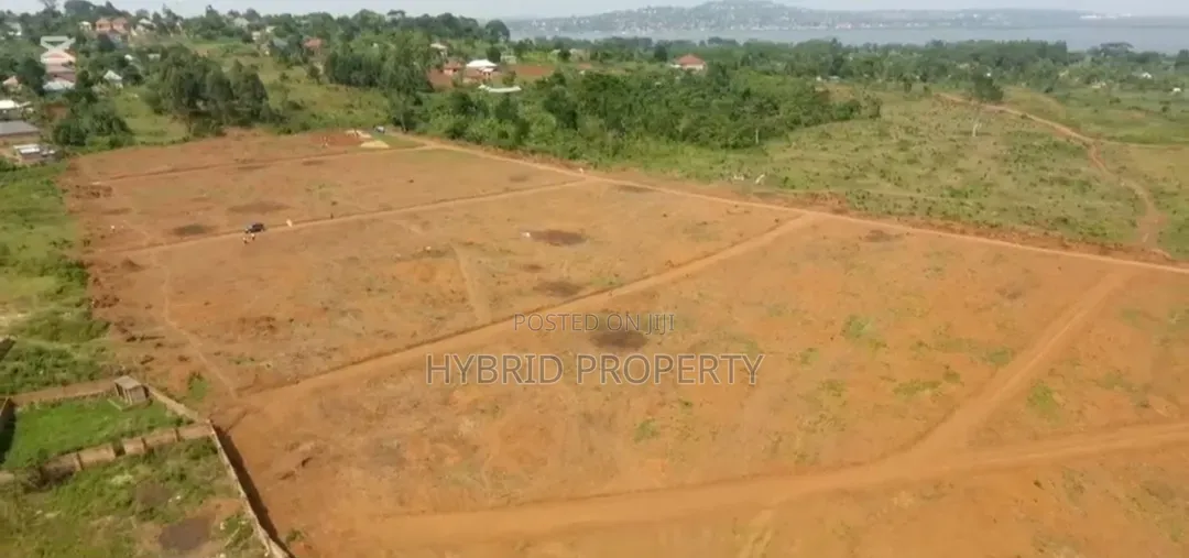 Prime Plots for Sale at Kasanje~Buwaya Elite LakeView Land Estate II.