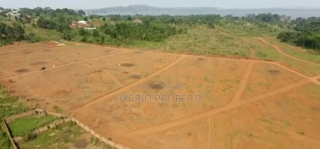 Prime Plots for Sale at Kasanje~Buwaya Elite LakeView Land Estate II.