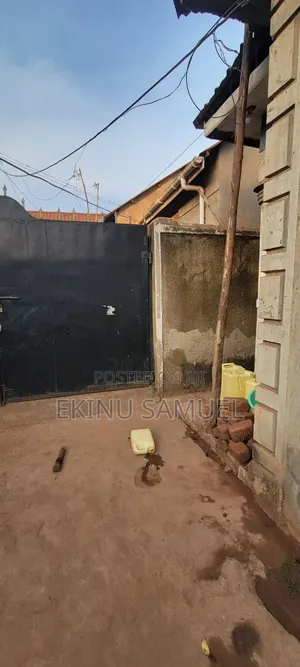Furnished 2bdrm Bungalow in Makindye for sale