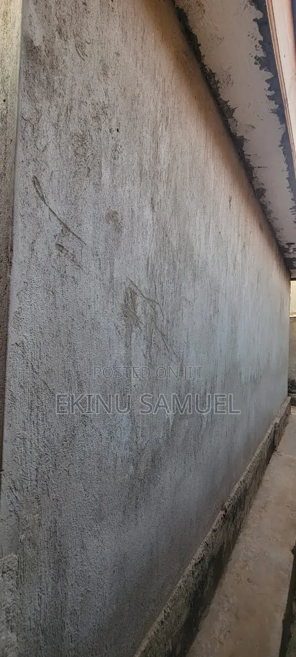 Furnished 2bdrm Bungalow in Makindye for sale