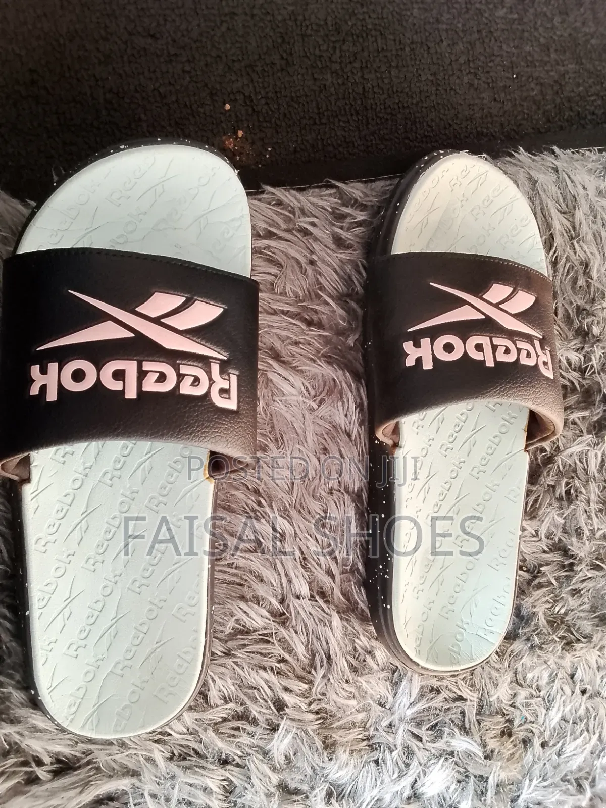 Men's Reebok Black Sliders