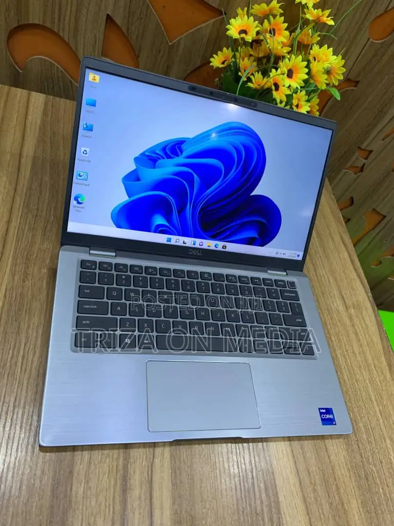Laptop Dell Latitude 7400 8GB Intel Core i5 SSD 256GB