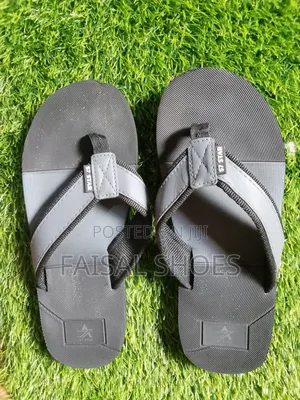 Men's Black Flat Sandals