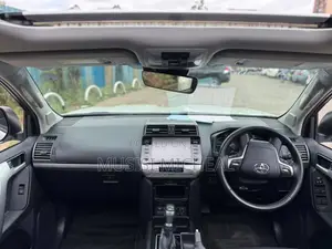 Toyota Land Cruiser Prado 4.0 Petrol TX-L 2021