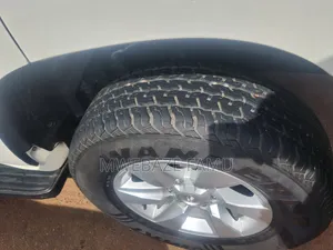 Toyota Land Cruiser Prado 2018 White