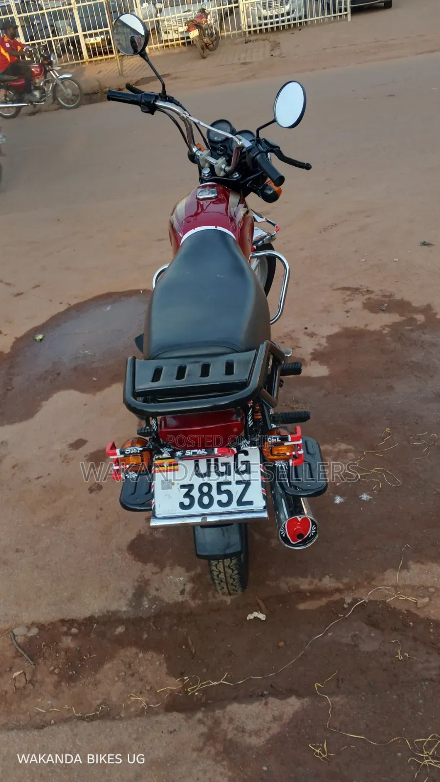 Bajaj Boxer 100 2024 Red