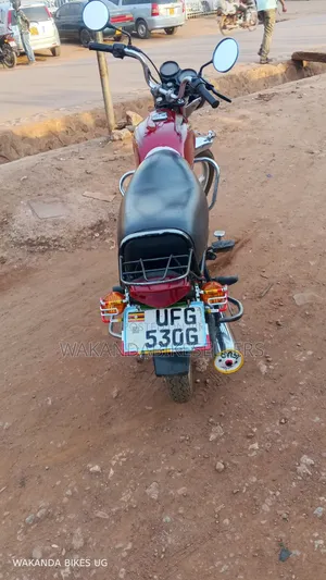Bajaj Boxer 100 2022 Red