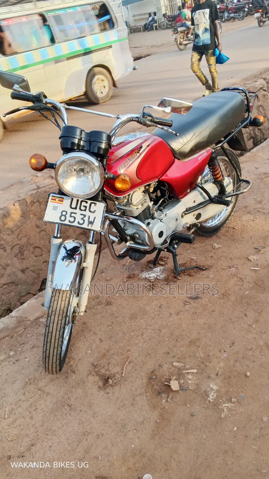 Bajaj Boxer 100 2024 Red
