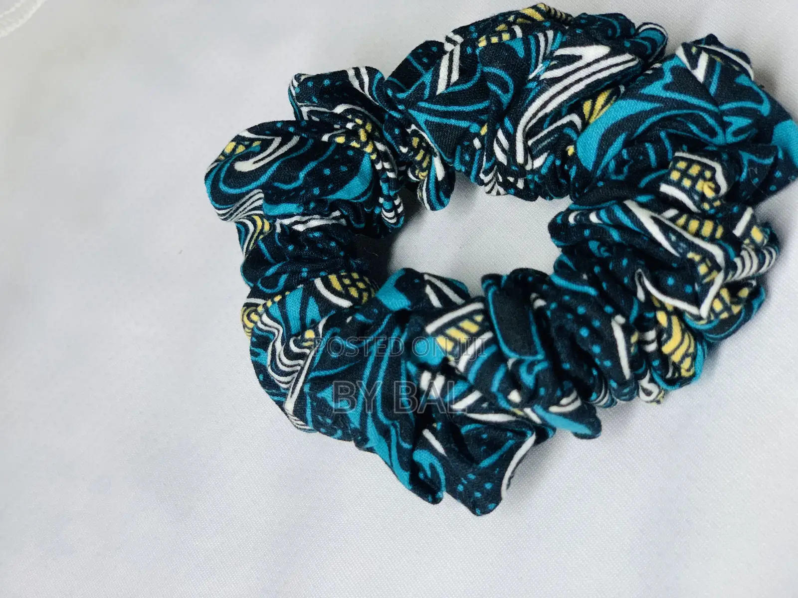 Kitengi Scrunchies