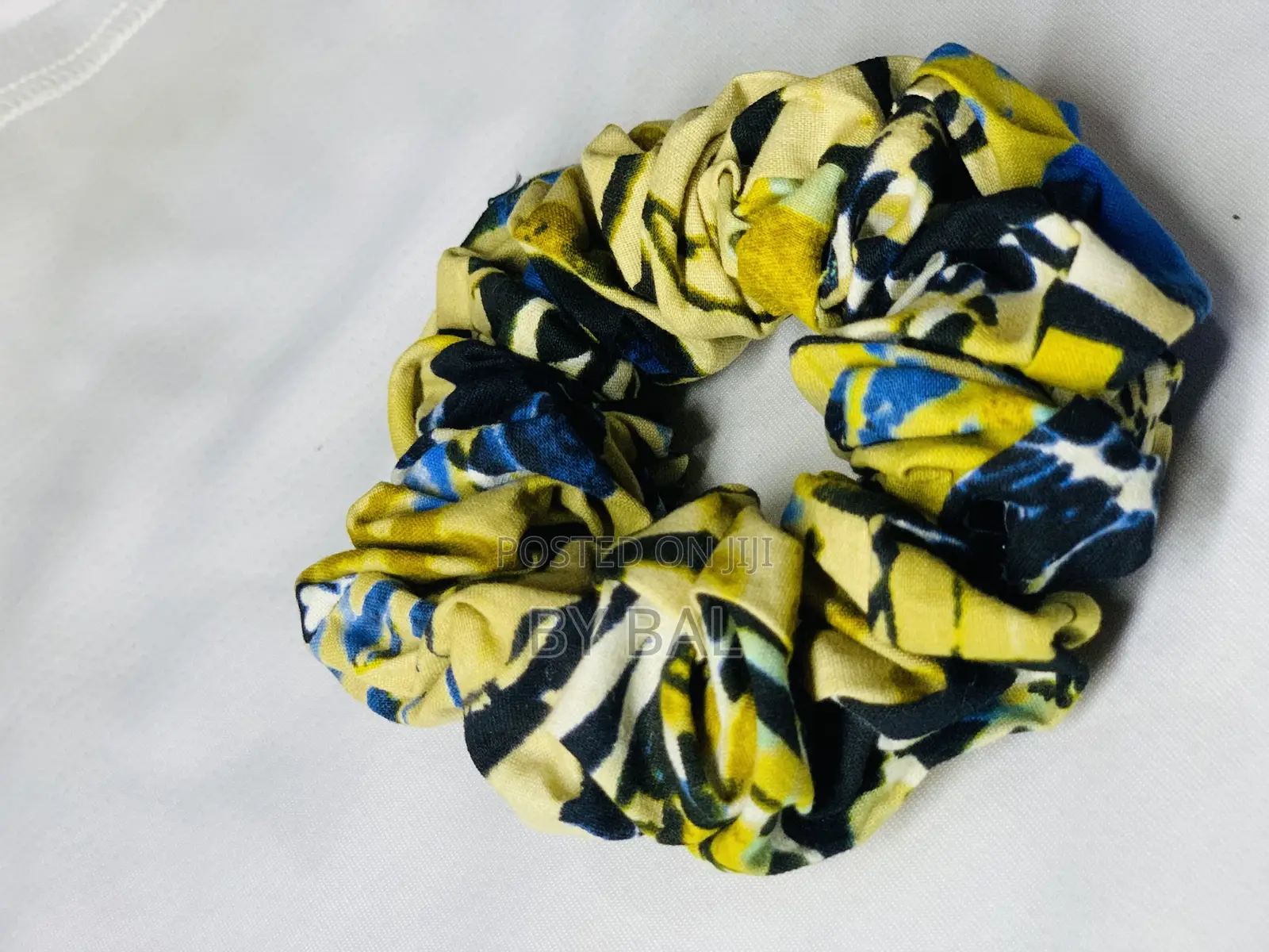 Kitengi Scrunchies