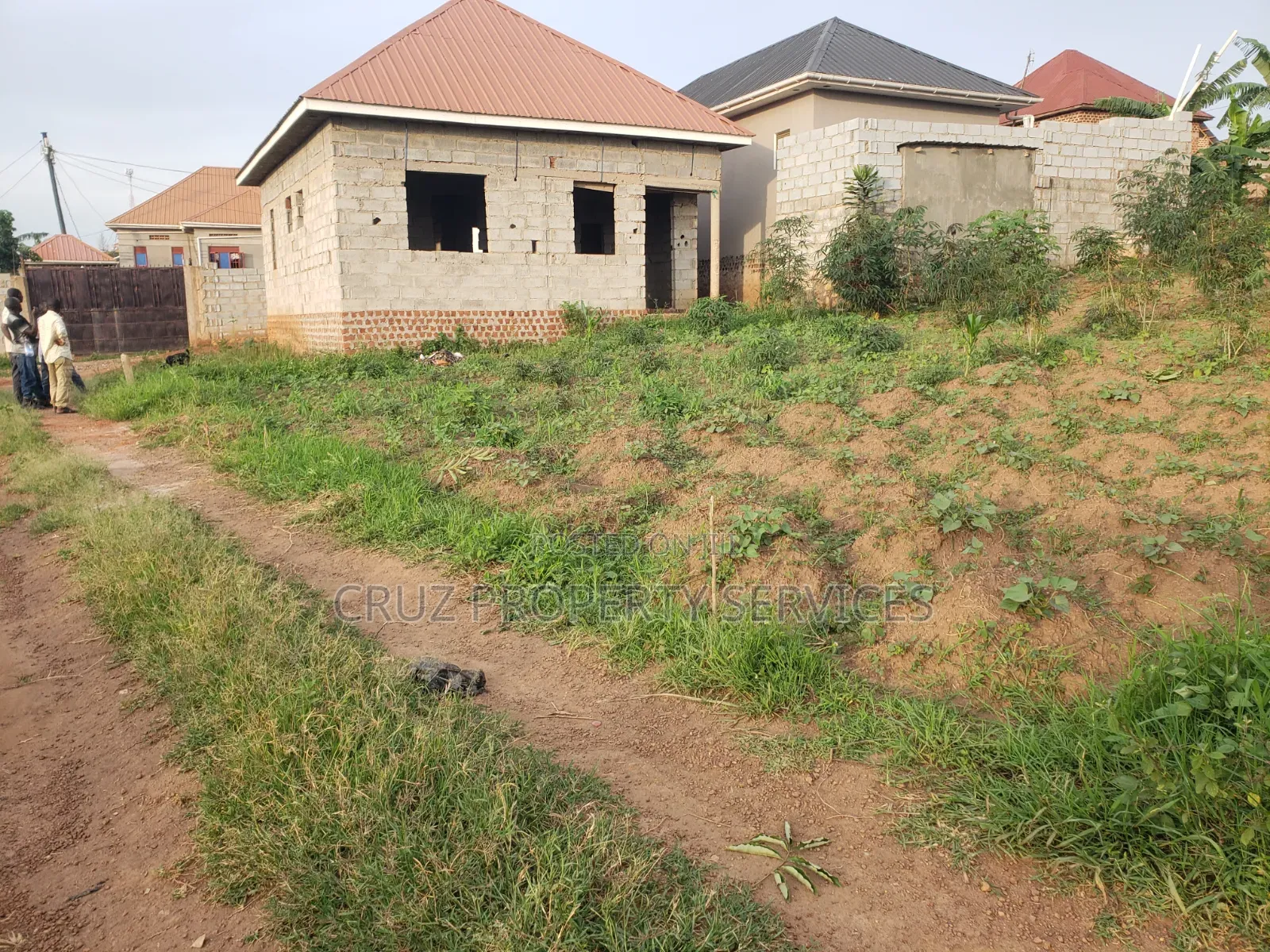Plots of Land a Long Hoima Road for Sale