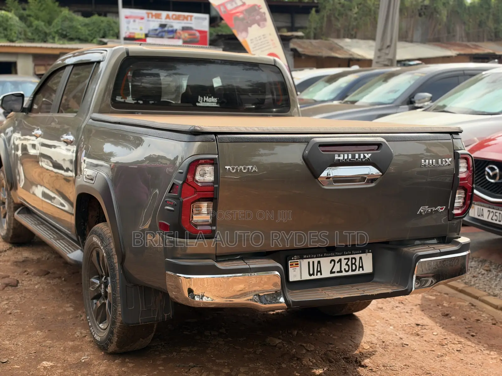 Toyota Hilux 2017 Green