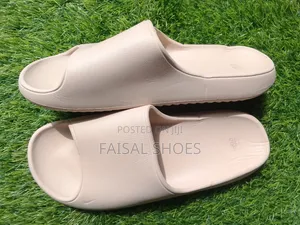 Men's Brown Sliders