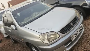 Toyota Raum 2003 Silver