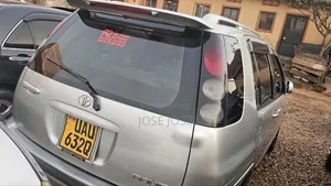 Toyota Raum 2003 Silver