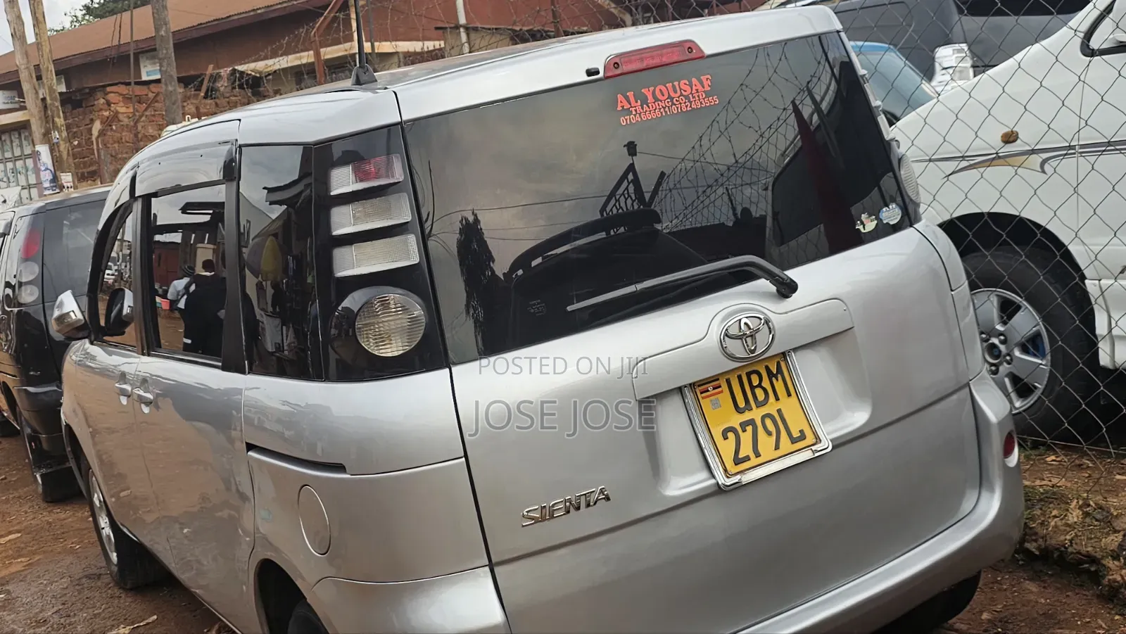 Toyota Sienta 2008 Silver