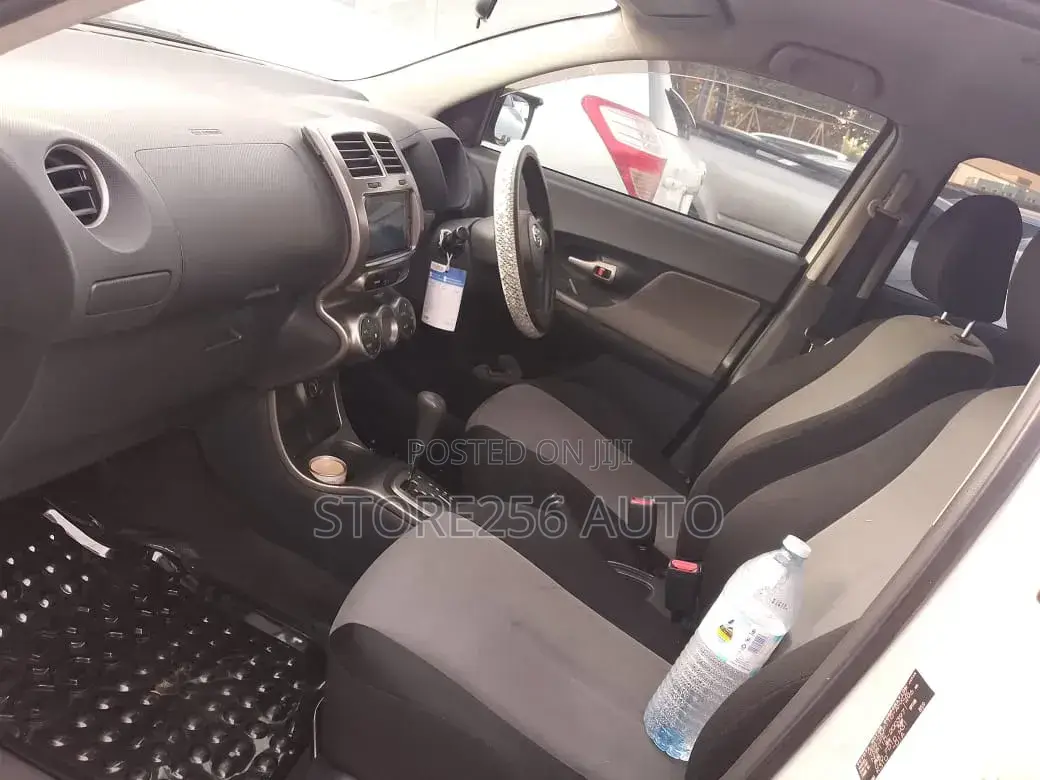 Toyota IST 2010 White
