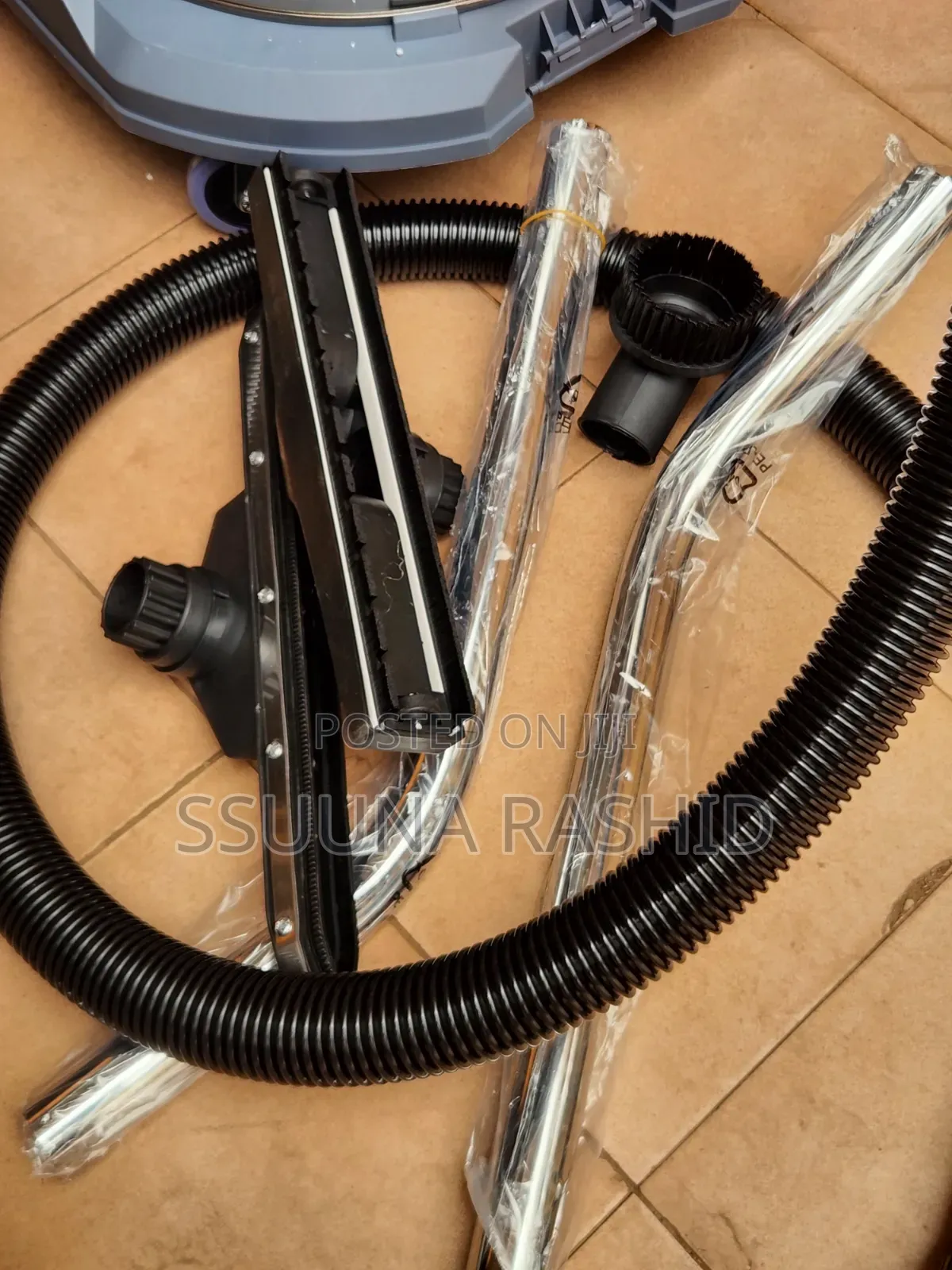 Wet and Dry Vaccum Cleaner
