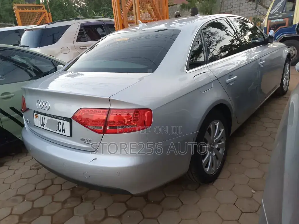Audi A4 2.0T Tiptronic 2013 Silver