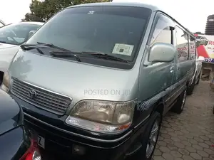 Toyota Grand HiAce Limited 3.0 Diesel Turbo 4WD 8-Seater 1999 Silver
