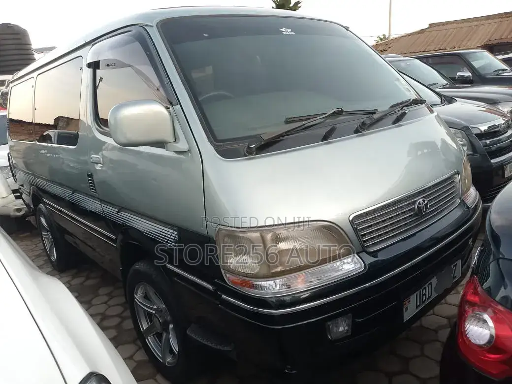 Toyota Grand HiAce Limited 3.0 Diesel Turbo 4WD 8-Seater 1999 Silver