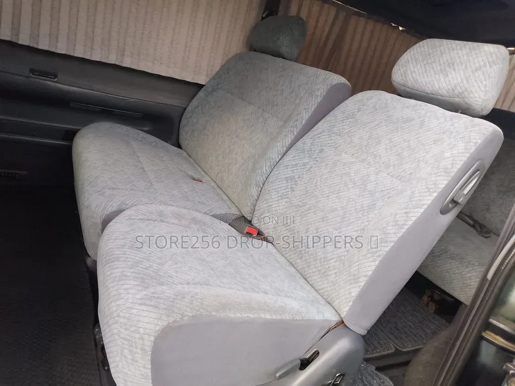 Toyota Grand HiAce Limited 3.0 Diesel Turbo 4WD 8-Seater 1999 Silver