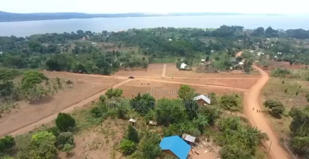 Prime Plots for Sale at Kasanje~Buwaya Airport View/Lakeview Estate.