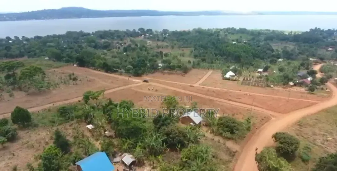Prime Plots for Sale at Kasanje~Buwaya Airport View/Lakeview Estate.