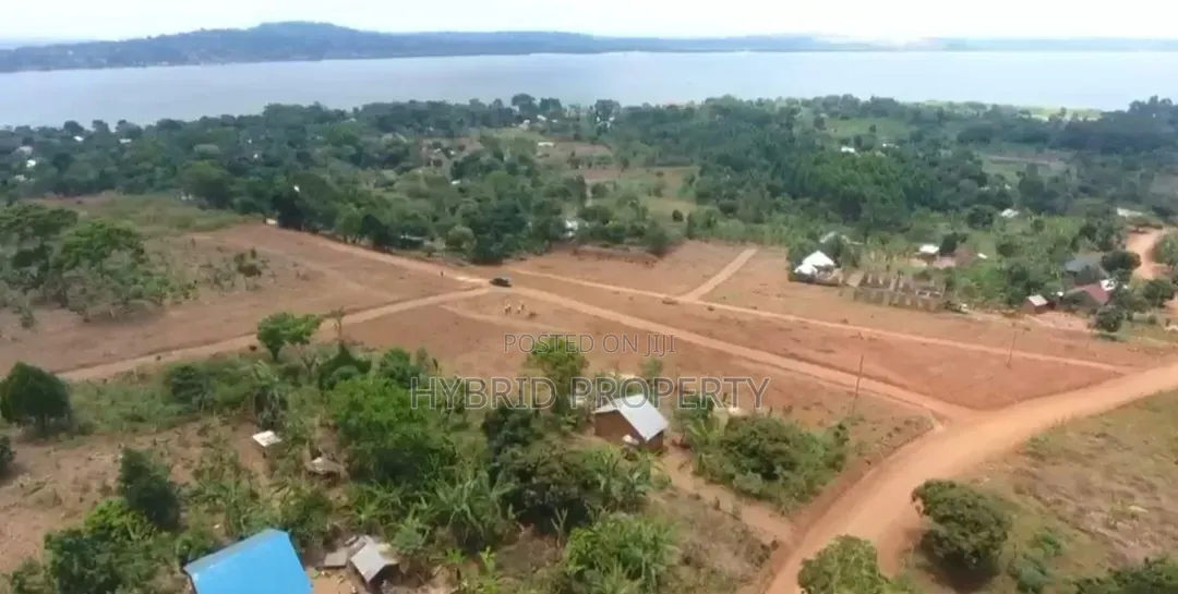 Prime Plots for Sale at Kasanje~Buwaya Airport View/Lakeview Estate.