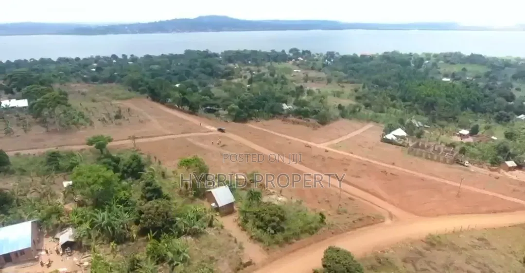 Prime Plots for Sale at Kasanje~Buwaya Airport View/Lakeview Estate.