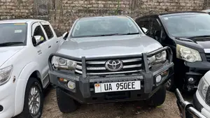 Toyota Hilux 2018 Gray
