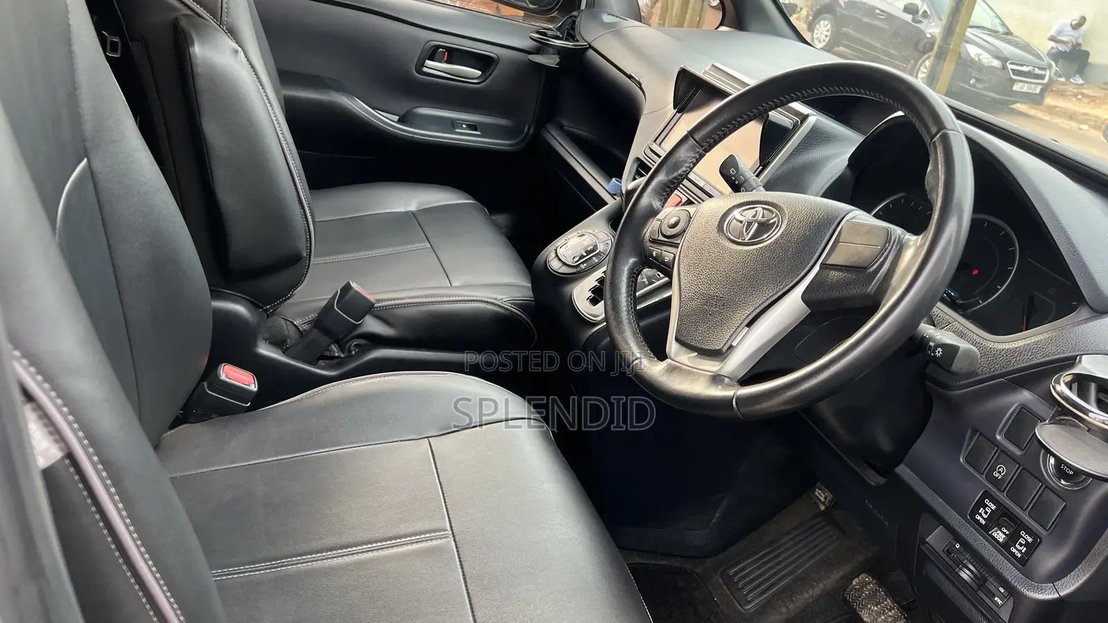 Toyota Noah 2014 White
