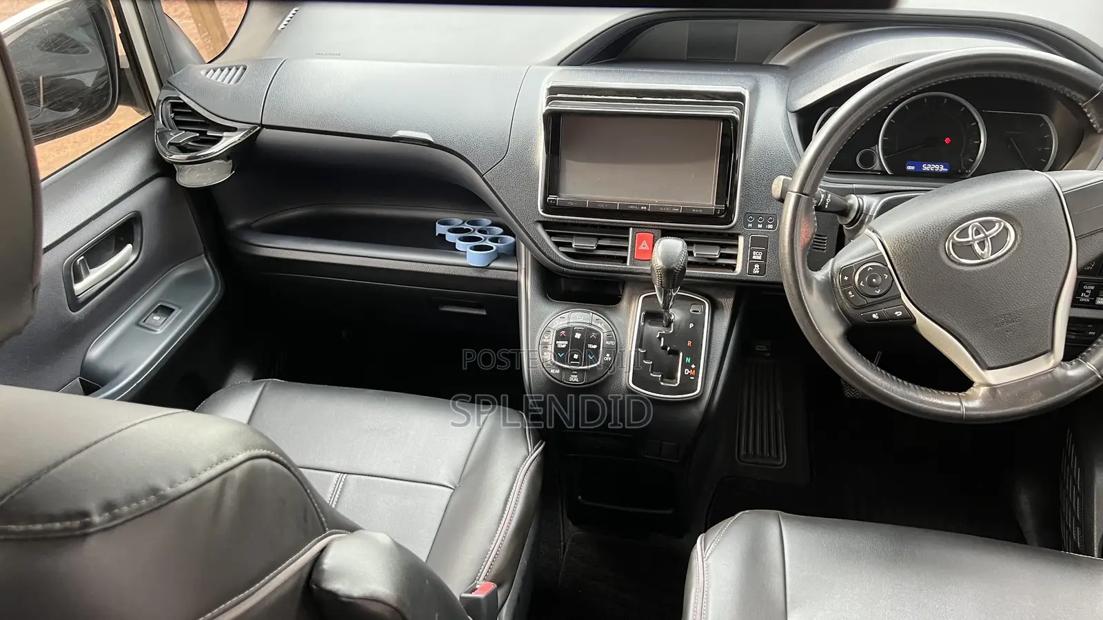 Toyota Noah 2014 White