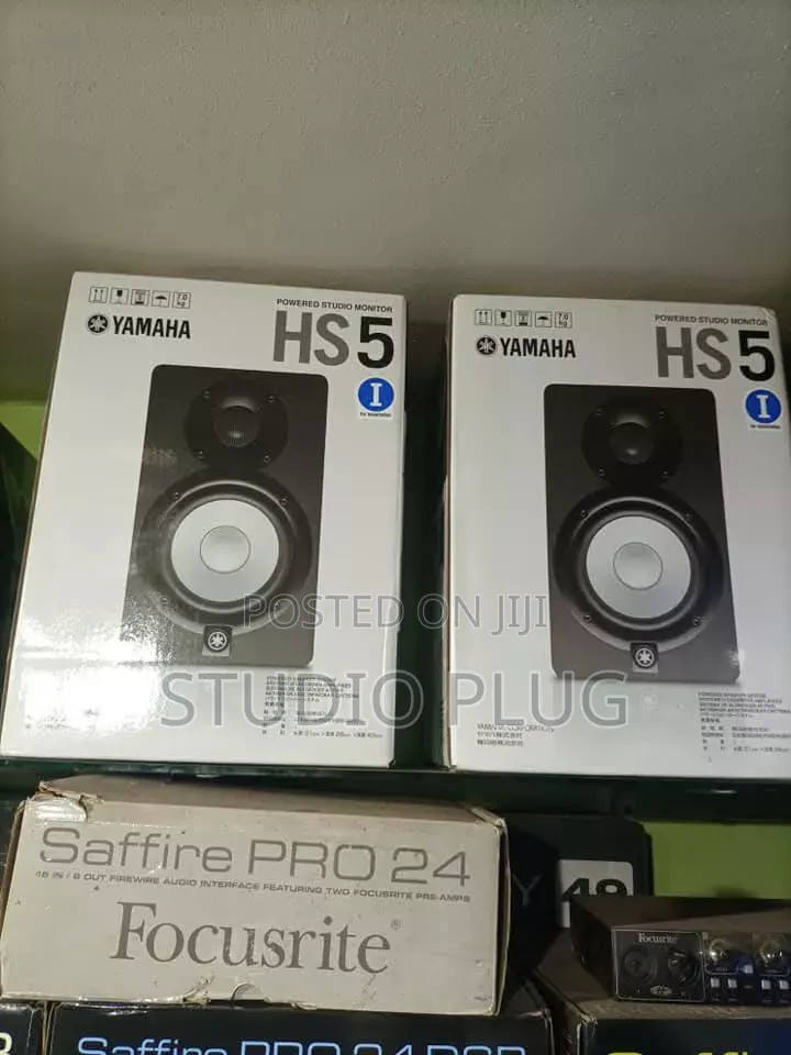 Yamaha Hs5