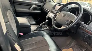 Toyota Land Cruiser 2013 Black