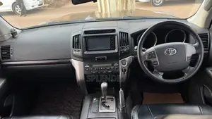 Toyota Land Cruiser 2013 Black