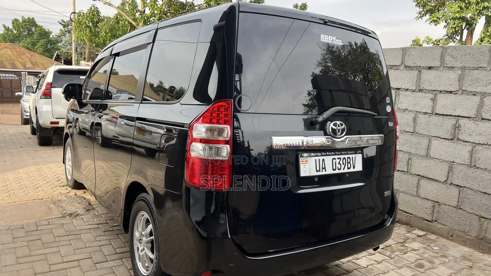 Toyota Noah 2012 Black