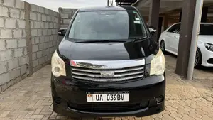 Toyota Noah 2012 Black