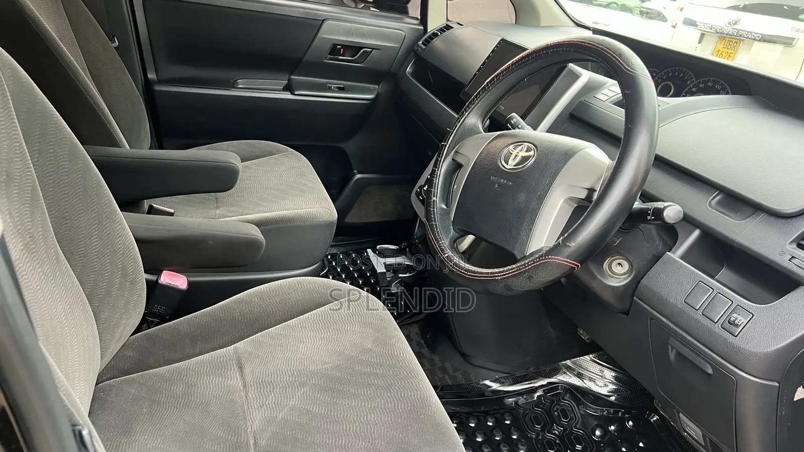 Toyota Noah 2012 Black