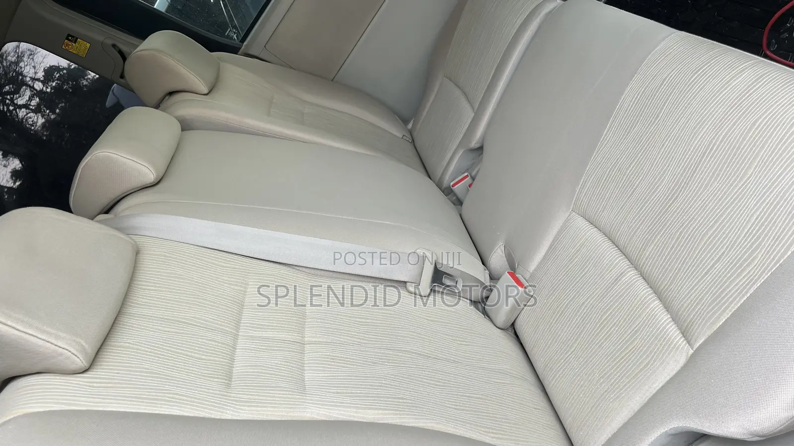 Toyota Noah 2012 White