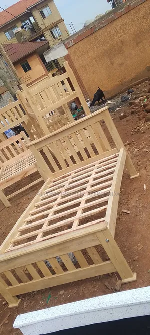 Brand New Solid Bidding 4x6 Bed