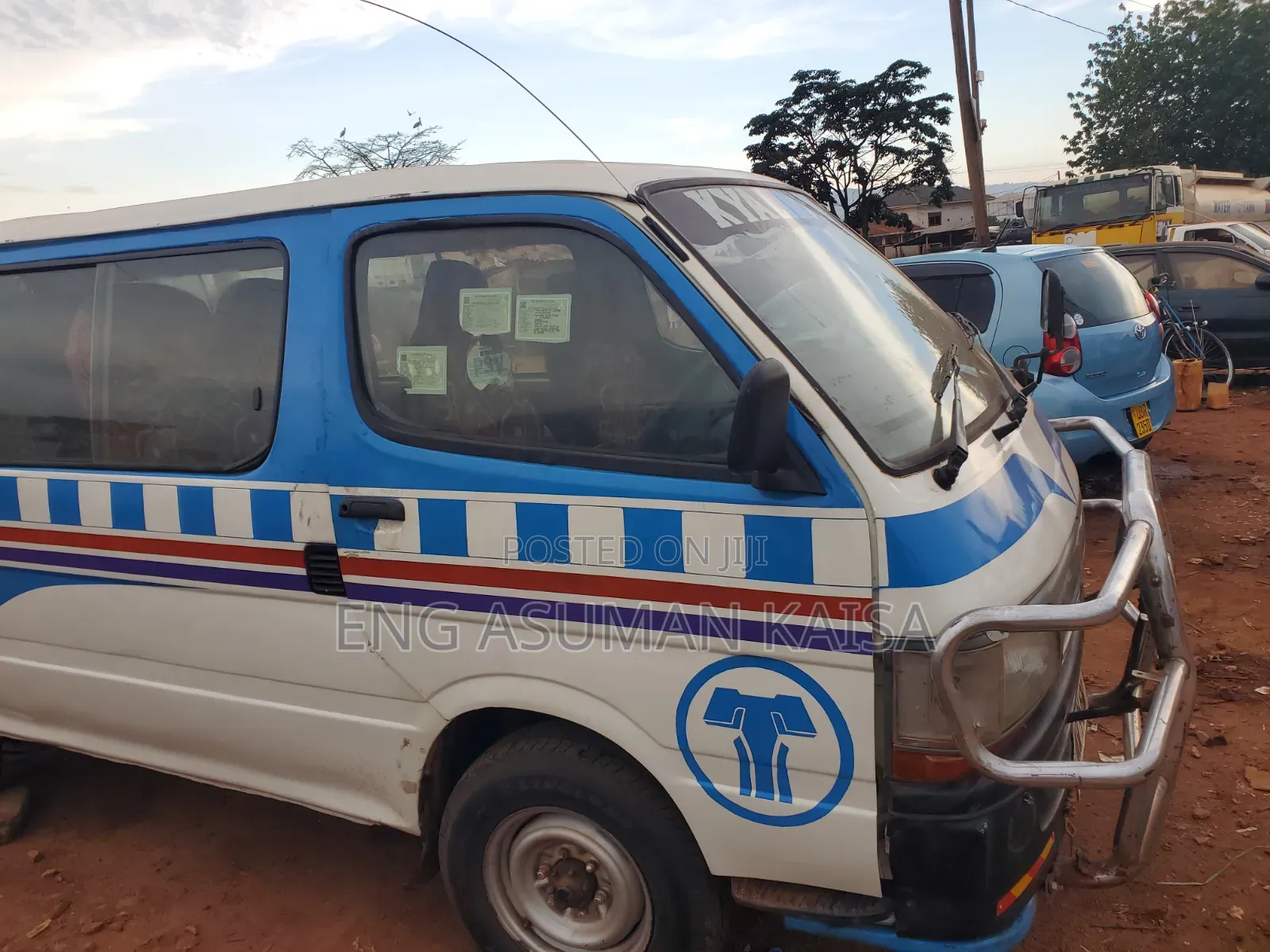 Toyota HiAce 1998 White
