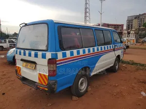Toyota HiAce 1998 White