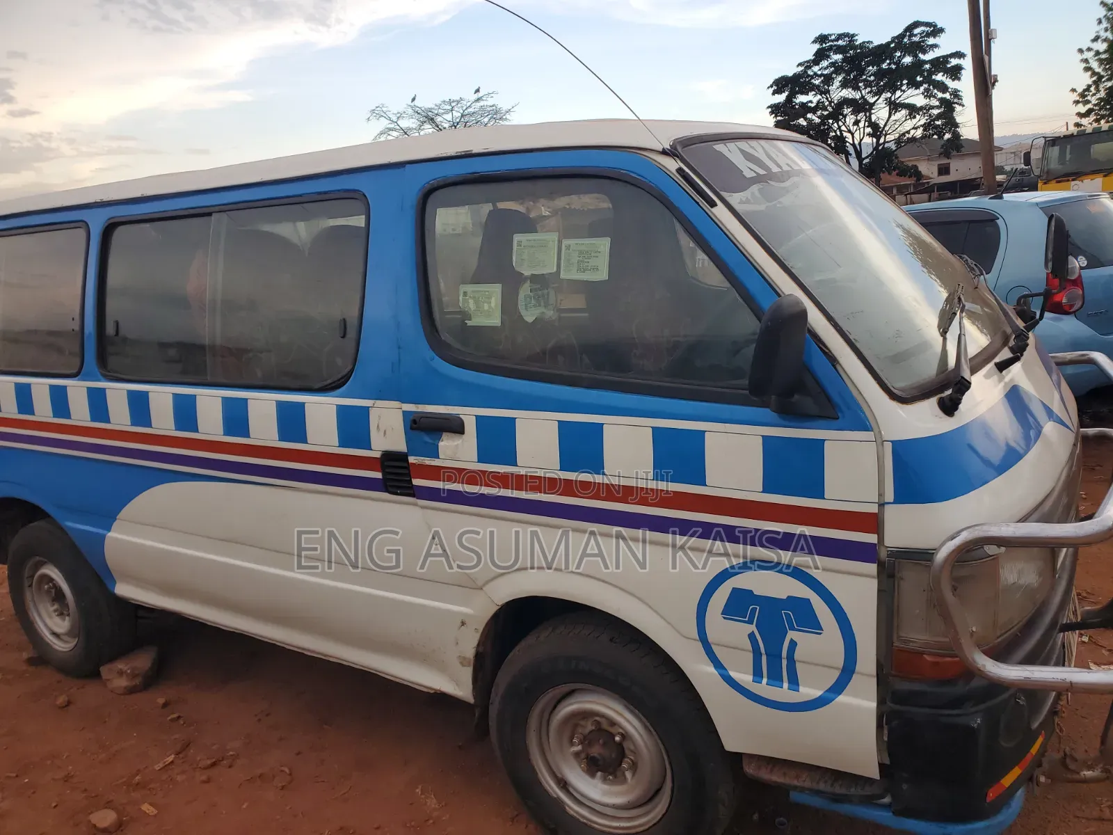 Toyota HiAce 1998 White