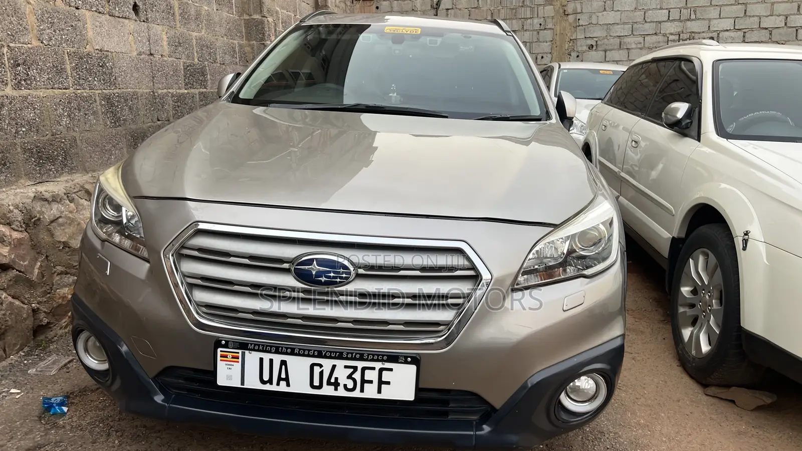 Subaru Outback 2016 Gray