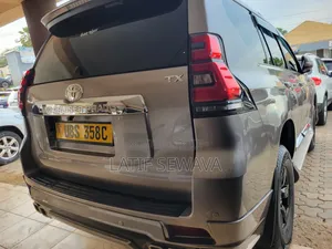 Toyota Land Cruiser Prado 2.8 D-4D 2016 Silver