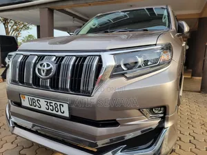 Toyota Land Cruiser Prado 2.8 D-4D 2016 Silver