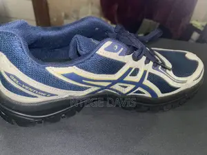 Men Canvas Shoes